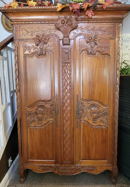 Spotlight: French Provincial Knock-down Wardrobe