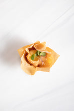 Load image into Gallery viewer, Apricot Orange &amp; Honey
