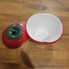 Load image into Gallery viewer, Strawberry Pot
