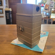 Load image into Gallery viewer, Bell &amp; Howell Sunometer Camera
